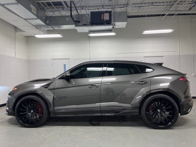 2021 Lamborghini Urus 