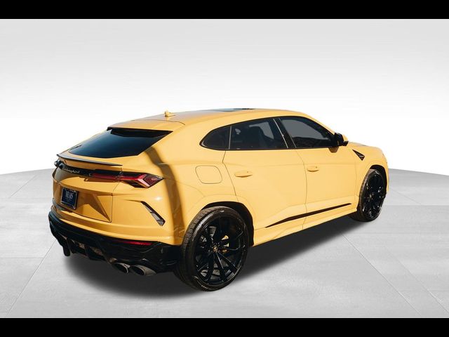 2021 Lamborghini Urus Base