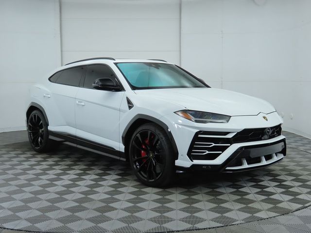 2021 Lamborghini Urus Base