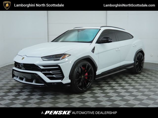 2021 Lamborghini Urus Base