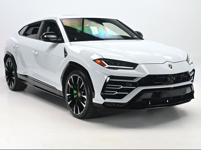 2021 Lamborghini Urus Base