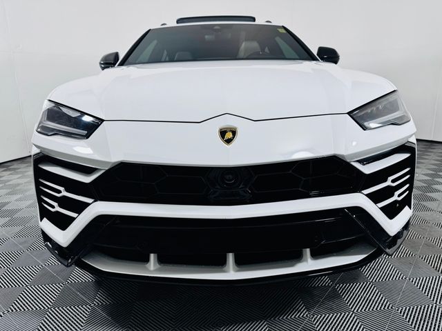 2021 Lamborghini Urus Base