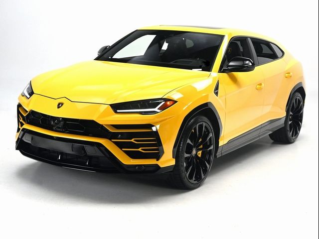 2021 Lamborghini Urus 