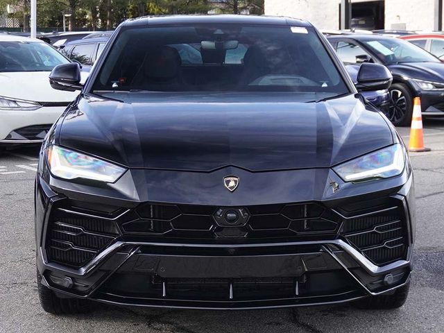 2021 Lamborghini Urus Base