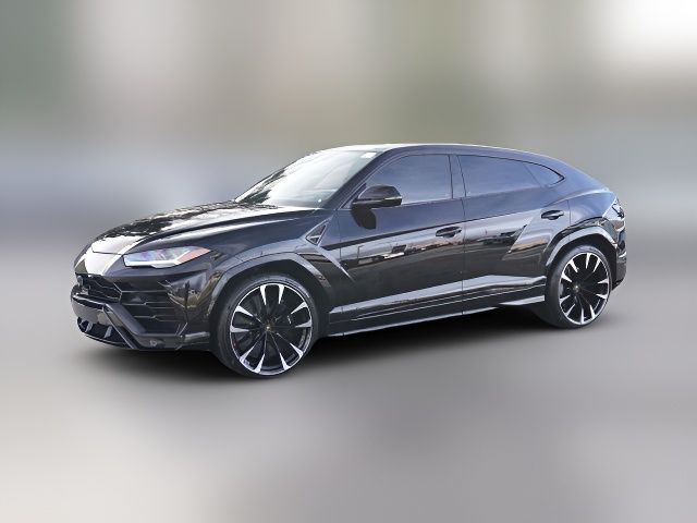 2021 Lamborghini Urus Base