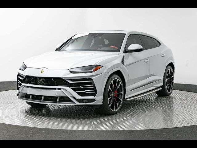 2021 Lamborghini Urus Base