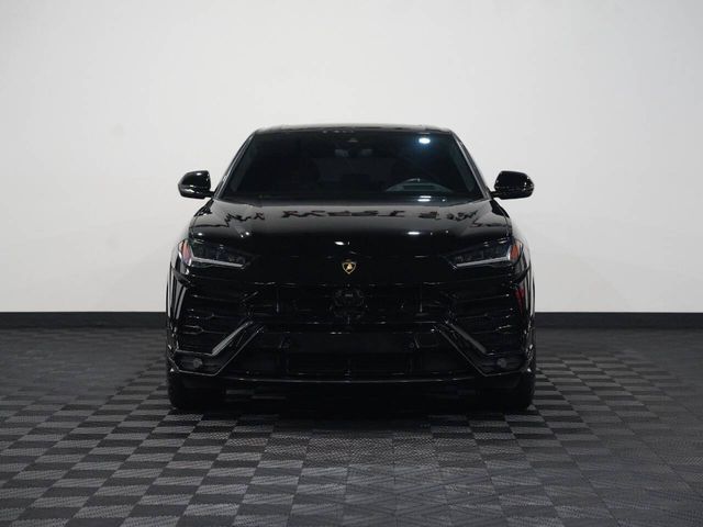 2021 Lamborghini Urus Base