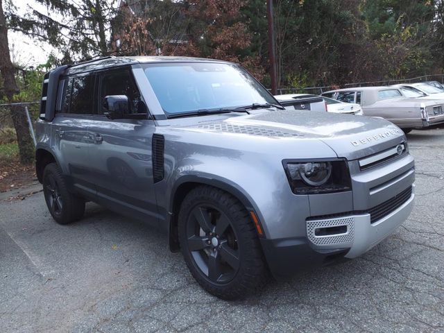 2021 Land Rover Defender SE