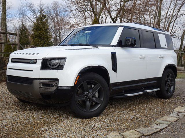 2021 Land Rover Defender X-Dynamic SE