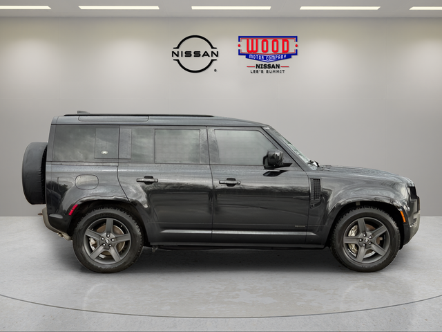 2021 Land Rover Defender X-Dynamic SE