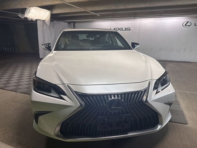 2021 Lexus ES 250