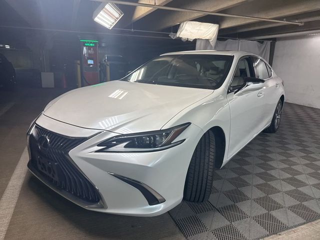 2021 Lexus ES 250