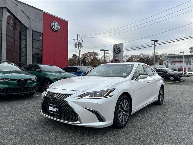 2021 Lexus ES 250