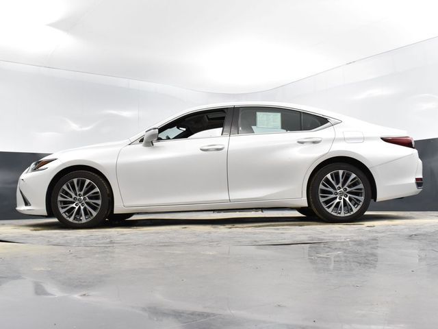 2021 Lexus ES 250