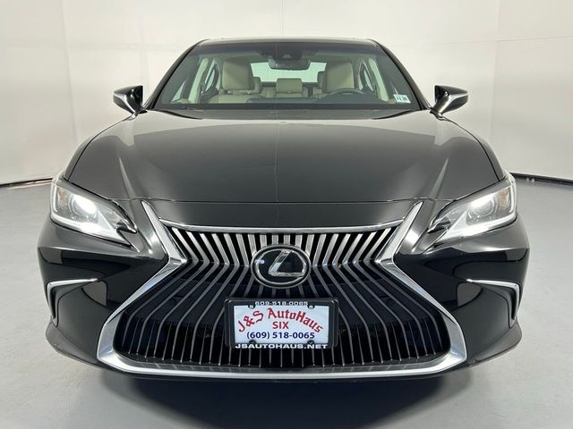 2021 Lexus ES 250