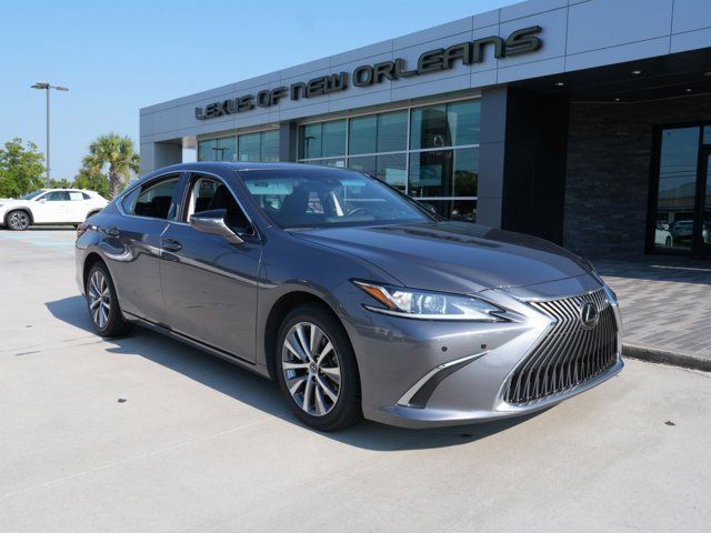 2021 Lexus ES 250