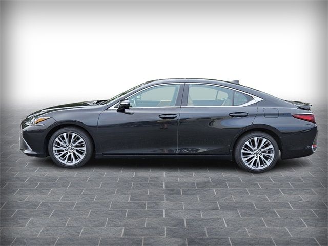 2021 Lexus ES 250