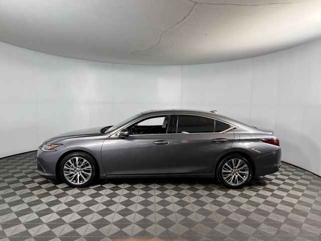 2021 Lexus ES 250