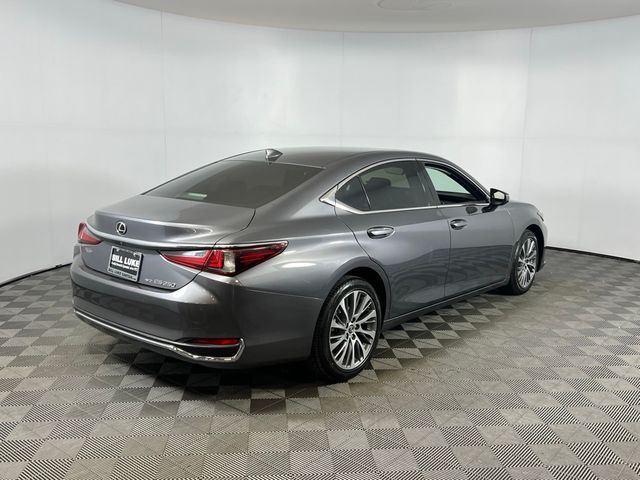 2021 Lexus ES 250