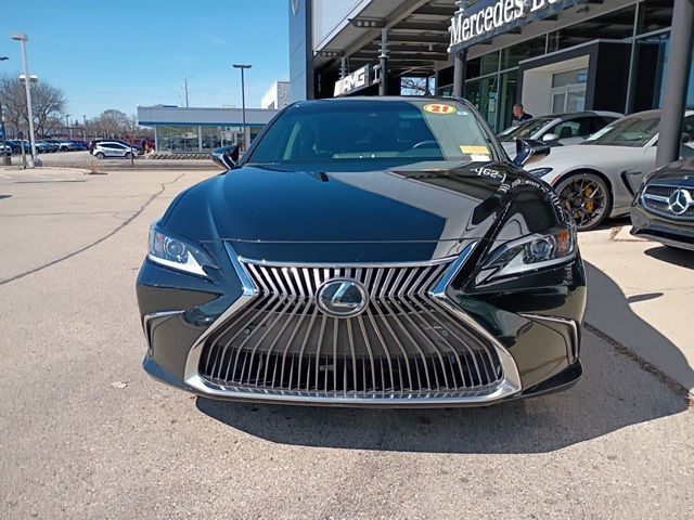 2021 Lexus ES 250