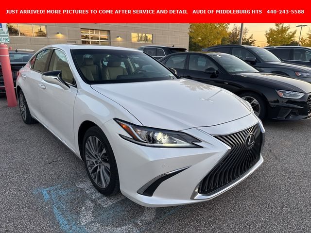 2021 Lexus ES 250