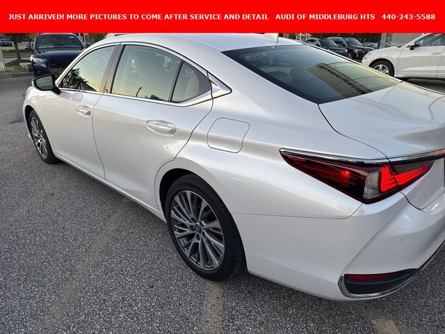 2021 Lexus ES 250