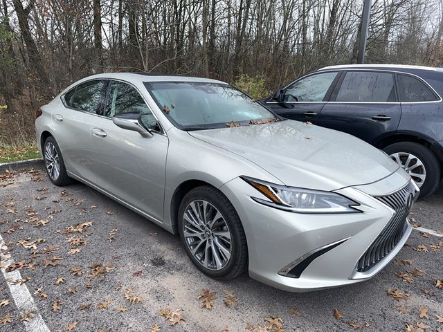 2021 Lexus ES 250