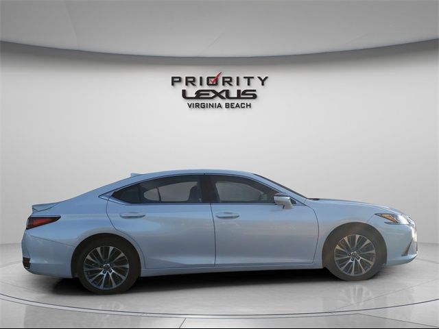 2021 Lexus ES 250