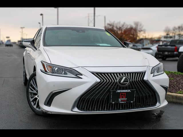 2021 Lexus ES 250