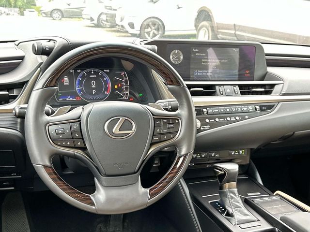 2021 Lexus ES 250