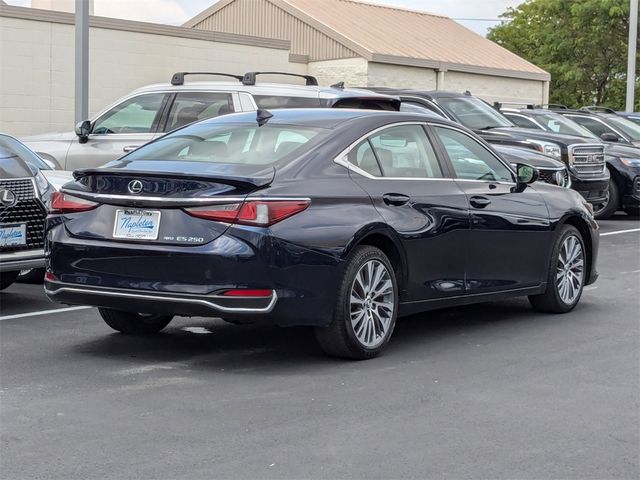 2021 Lexus ES 250