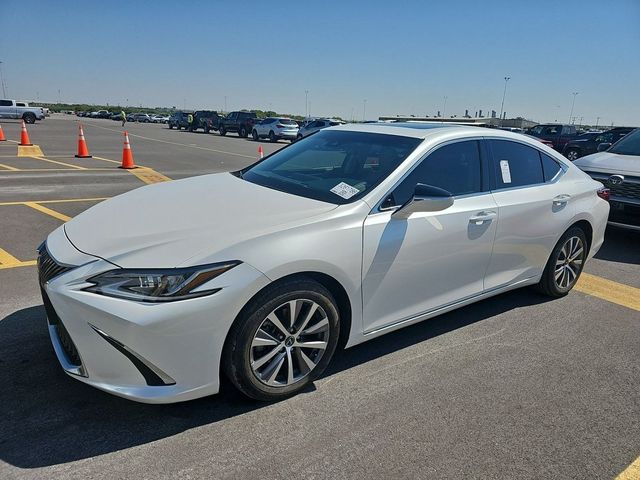 2021 Lexus ES 250