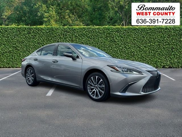 2021 Lexus ES 250