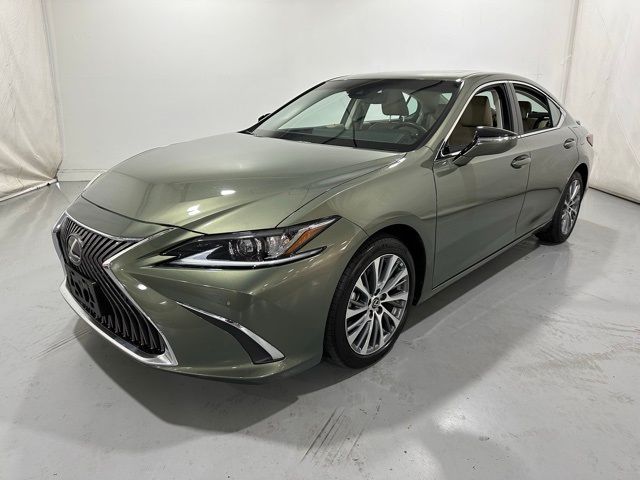 2021 Lexus ES 250