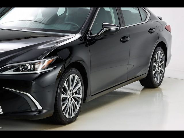 2021 Lexus ES 250