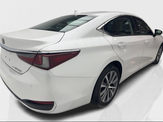 2021 Lexus ES 250