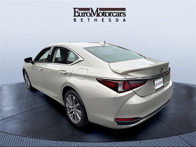 2021 Lexus ES 250