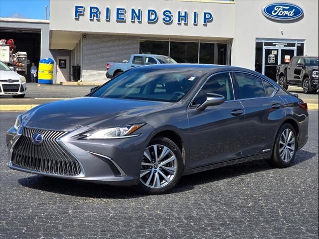 2021 Lexus ES 300h