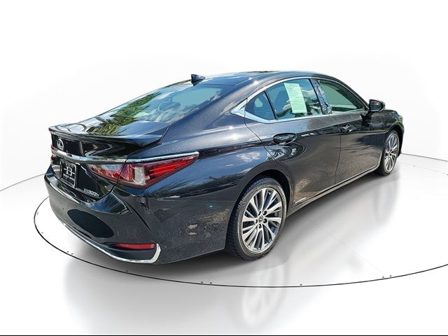 2021 Lexus ES 300h