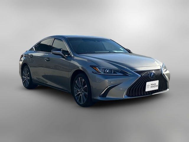 2021 Lexus ES 300h