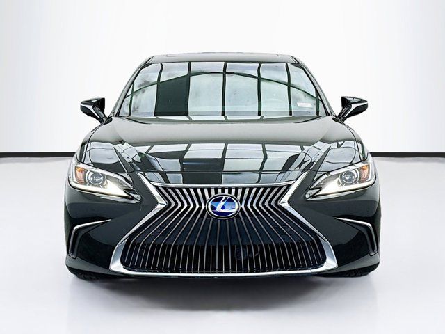 2021 Lexus ES 300h