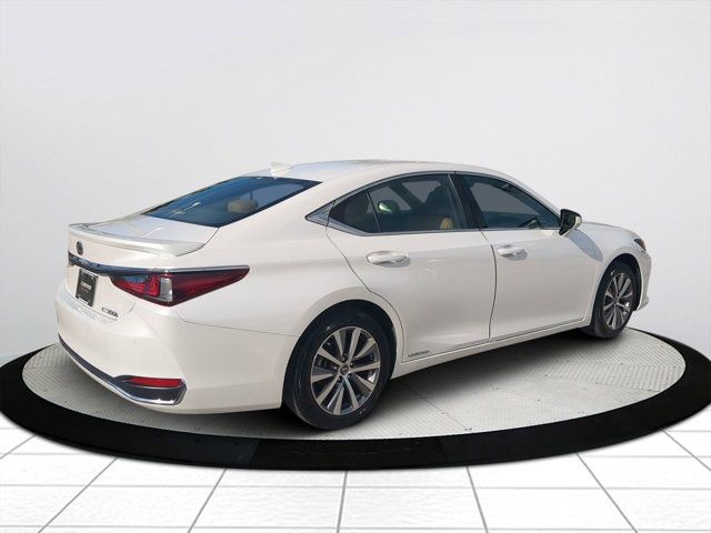 2021 Lexus ES 300h