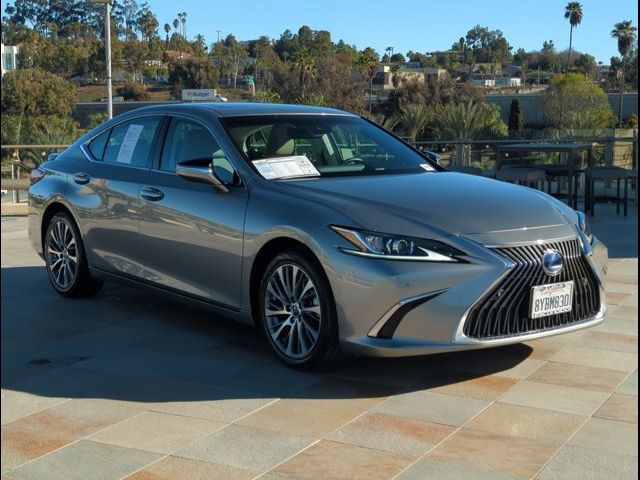 2021 Lexus ES 300h