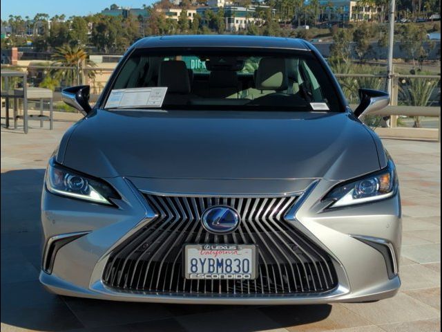 2021 Lexus ES 300h