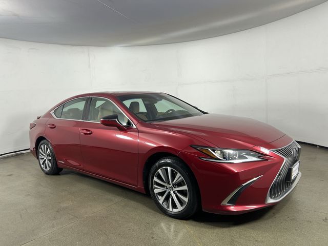 2021 Lexus ES 300h