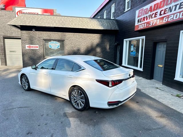 2021 Lexus ES 300h