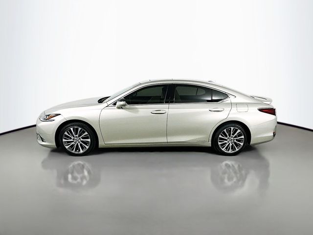 2021 Lexus ES 300h