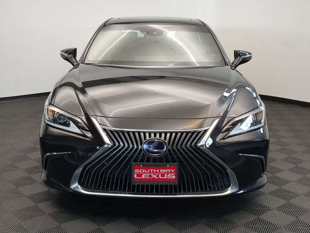 2021 Lexus ES 300h