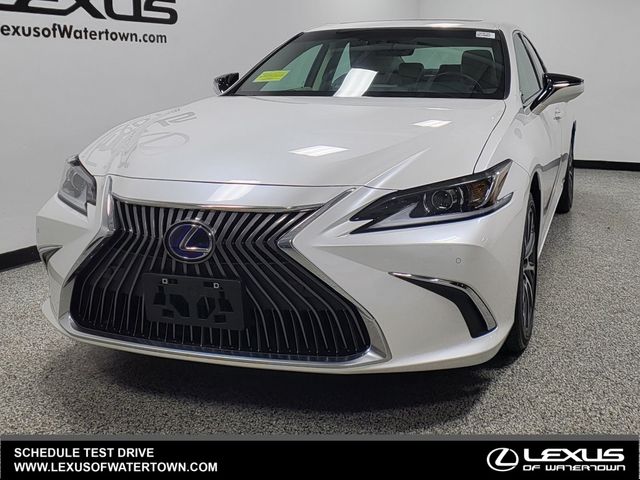 2021 Lexus ES 300h