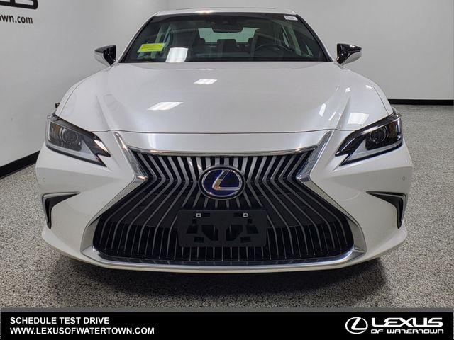 2021 Lexus ES 300h